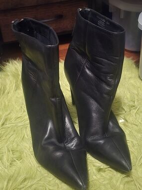 Steve Madden Black Pointed Stiletto Ankle Boots